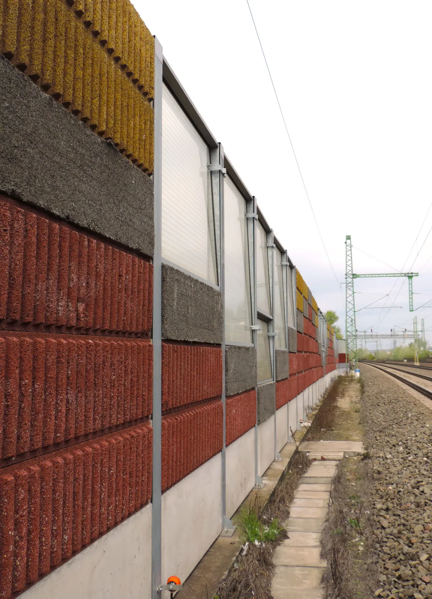Kelenföld–Százhalombatta vasúti vonalszakasz – XTR Akusztik-F, Üvegpanel, helyszíni fotó 1