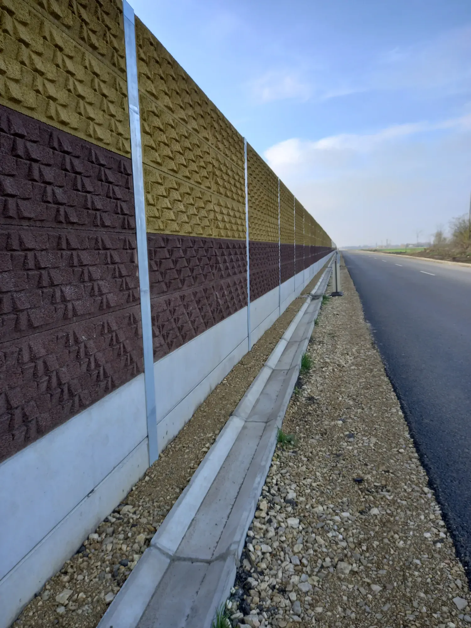 4405 j. főút – XTR Akusztik-F Prizma, Kohlauer, helyszíni fotó 2