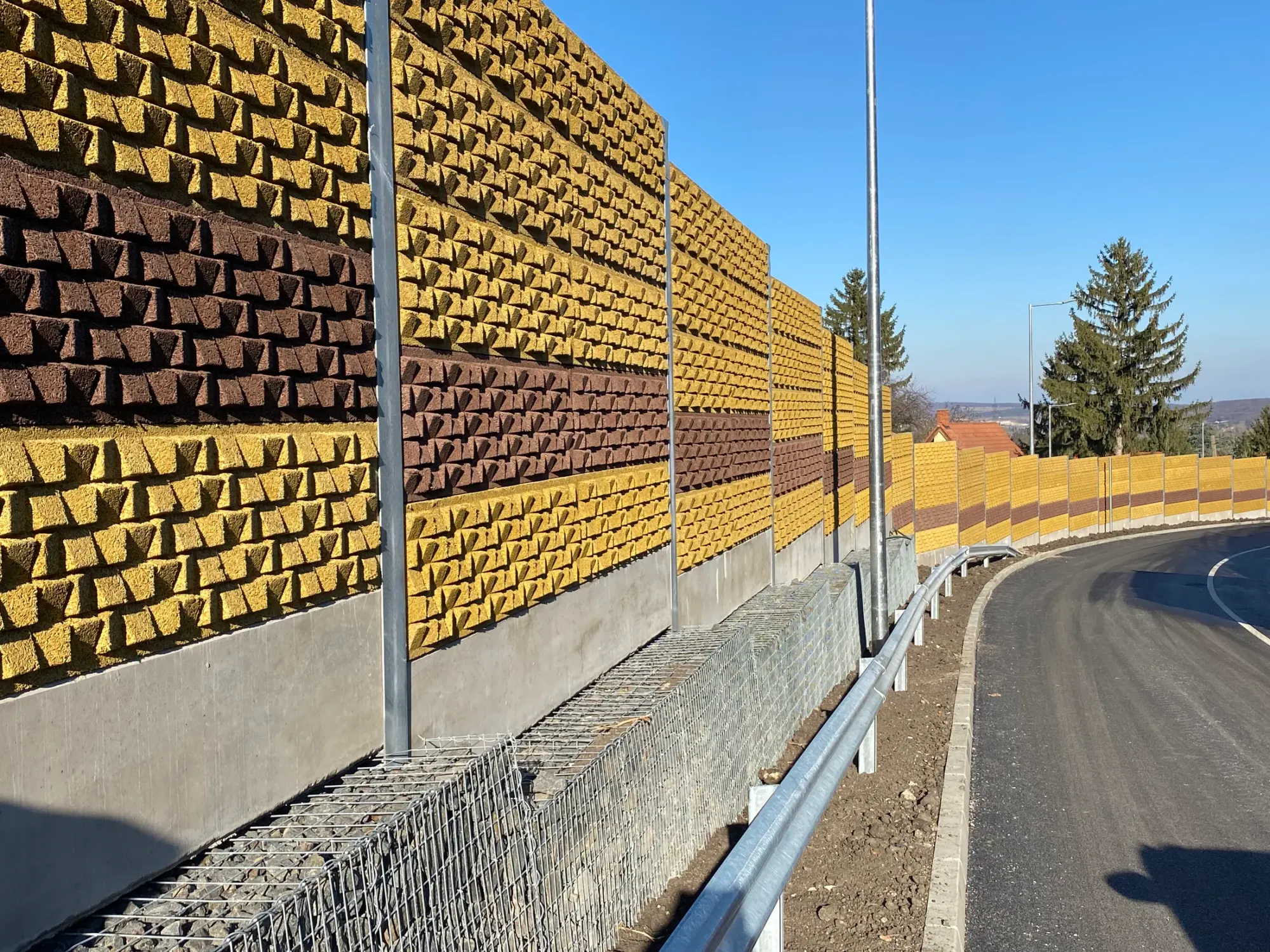 M85 autóút IV. szakasz – XTR Akusztik-F Prizma, MDS üveg, helyszíni fotó 2