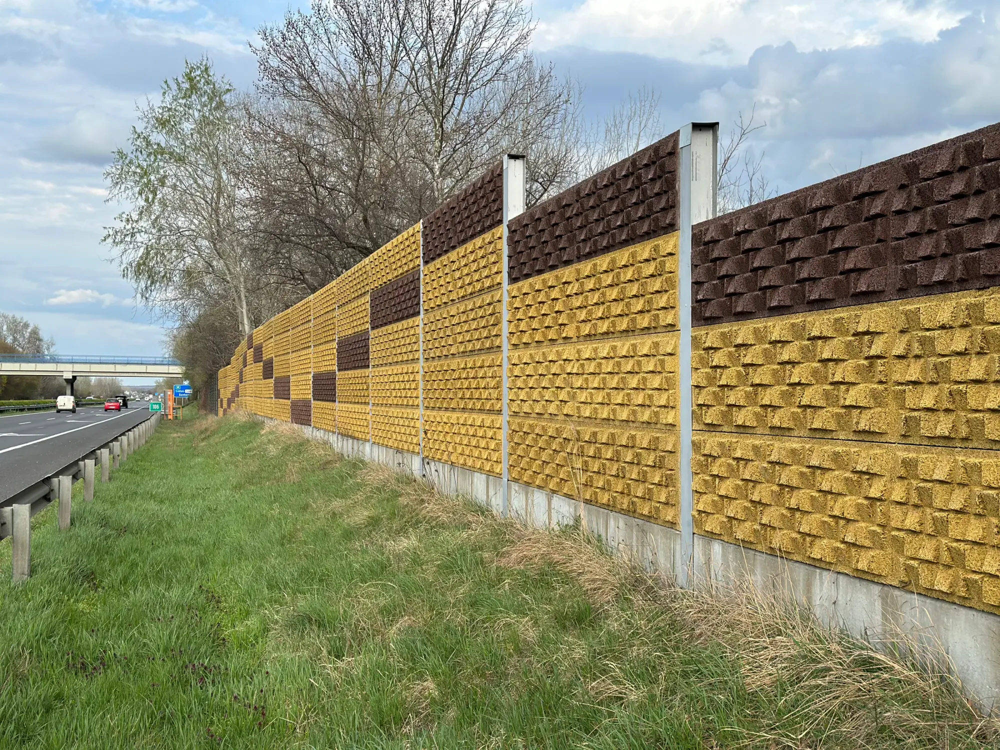 M7 autópálya bal oldal 114 km sz – XTR Akusztik-F Prizma, helyszíni fotó 3