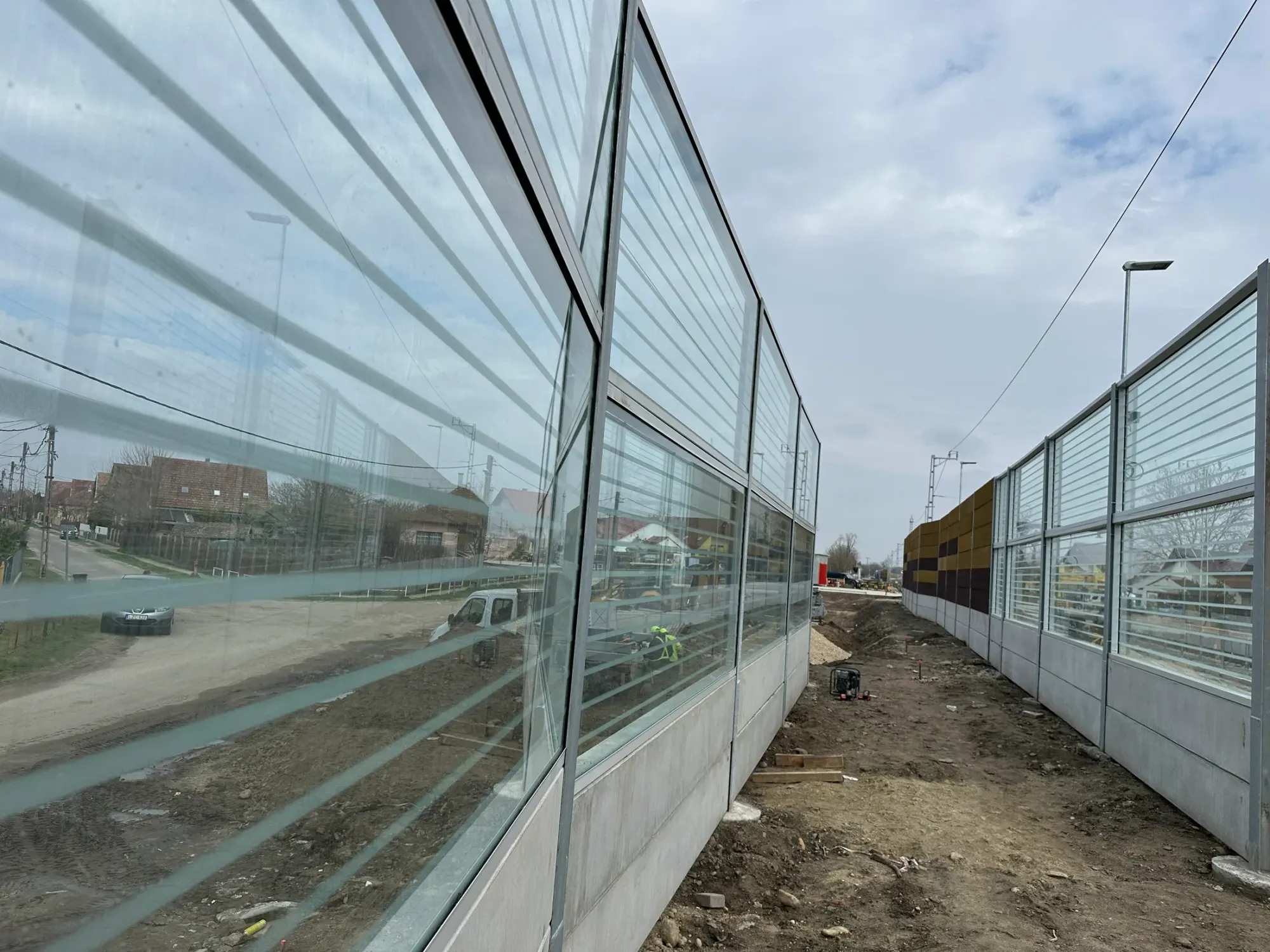 Budapest-Belgrád vasútvonal 1.-2 szakasz szállítás – XTR Akusztik-F, XTR Akusztik-2, MDS üveg, CALMA TEC Pin Standard, helyszíni fotó 4
