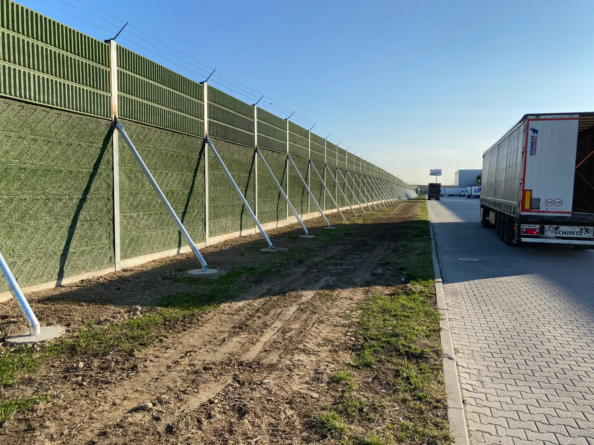 Szigetszentmiklós Lidl logisztikai központ – XTR Akusztik-F, helyszíni fotó 4