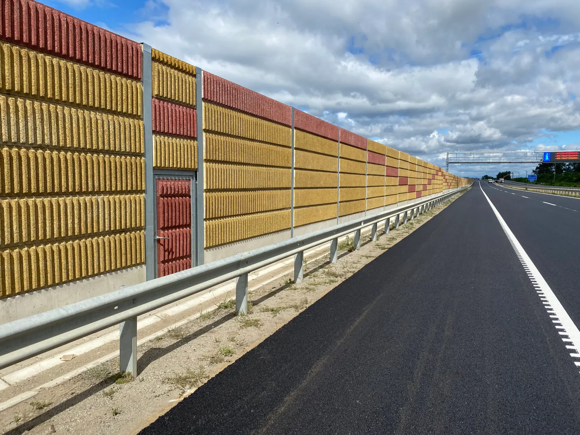 M30 autópálya Miskolc-Tornyosnémeti – XTR Akusztik-F, XTR Akusztik-2, MDS üveg, helyszíni fotó 7