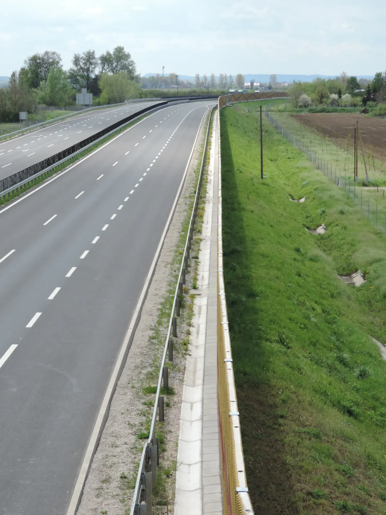 M30 autópálya Miskolc-Tornyosnémeti – XTR Akusztik-F, XTR Akusztik-2, MDS üveg, helyszíni fotó 16